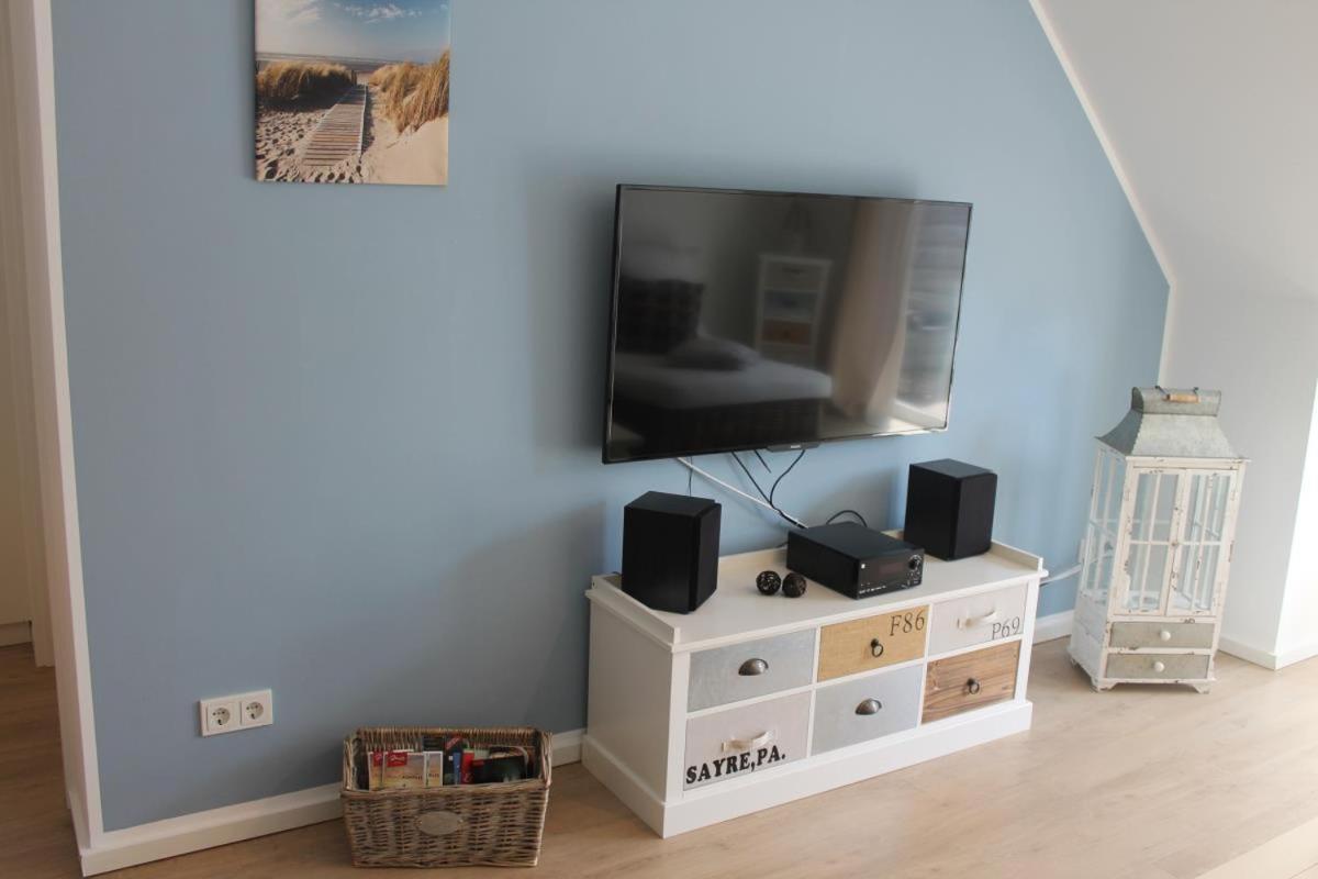 Ferienwohnung F 86 in Born Exterior foto